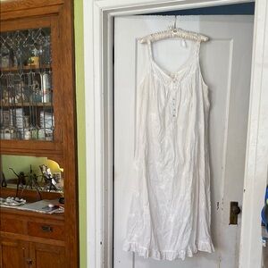 EILEEN WEST NIGHTGOWN